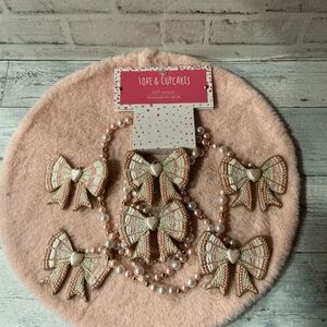 LOVE AND CUPCAKES Beaded Bow Garland Decor